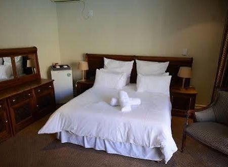 Norscot Manor Guest Lodge Sandton Kültér fotó