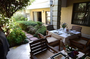 Norscot Manor Guest Lodge Sandton Kültér fotó