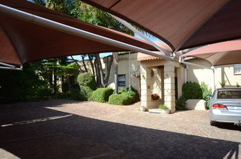 Norscot Manor Guest Lodge Sandton Kültér fotó